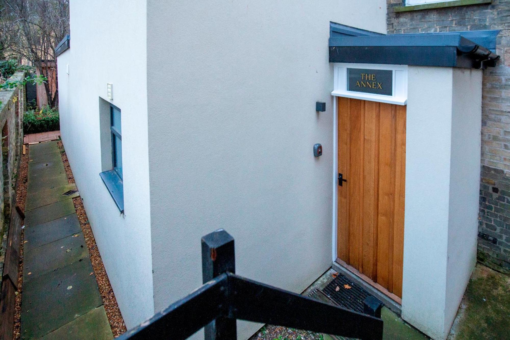 Pass The Keys Stylish And Modern Free Parking * Cambridge (Cambridgeshire)